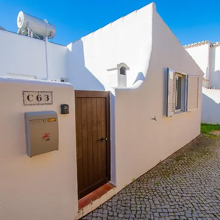 C63 C63 Quinta Do Paraiso 度假居 *